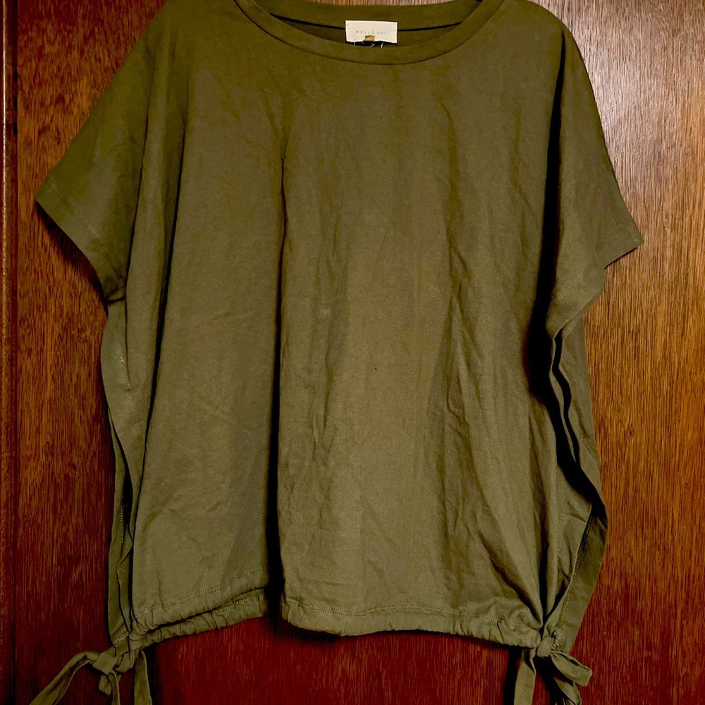 Mello Day Green Shirt with side ties (3XL)
